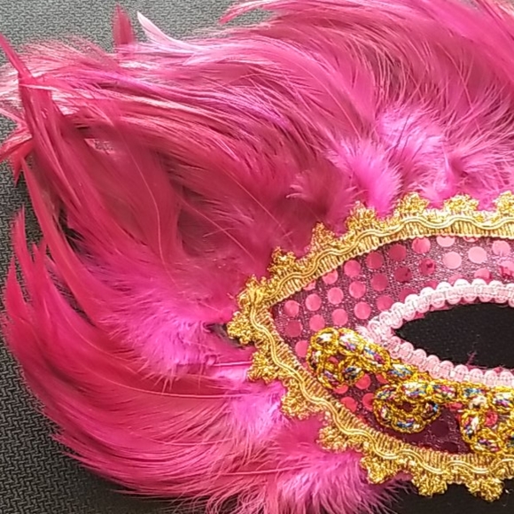 Costume mask - Picture 3 of 5